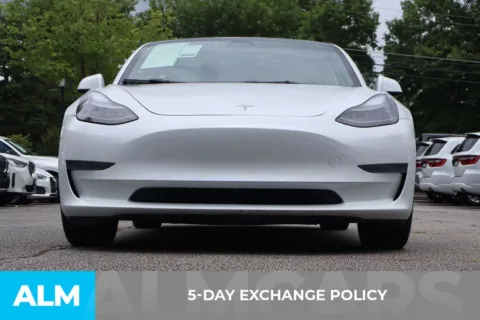 More photos of 2022 Tesla Model 3 at ALM Roswell, GA