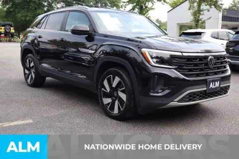 More photos of 2025 Volkswagen Atlas Cross Sport 2.0T SE w/Technology at ALM Roswell, GA