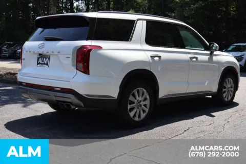 More photos of 2025 Hyundai Palisade SEL at ALM Roswell, GA