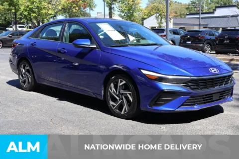 More photos of 2025 Hyundai Elantra SEL Convenience at ALM Roswell, GA