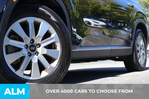 Photos of 2025 Hyundai Palisade SEL for sale in Roswell, GA at ALM Roswell