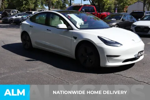 More photos of 2023 Tesla Model 3 at ALM Roswell, GA