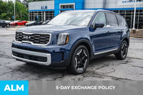 More photos of 2025 Kia Telluride S at ALM Chevrolet South, GA