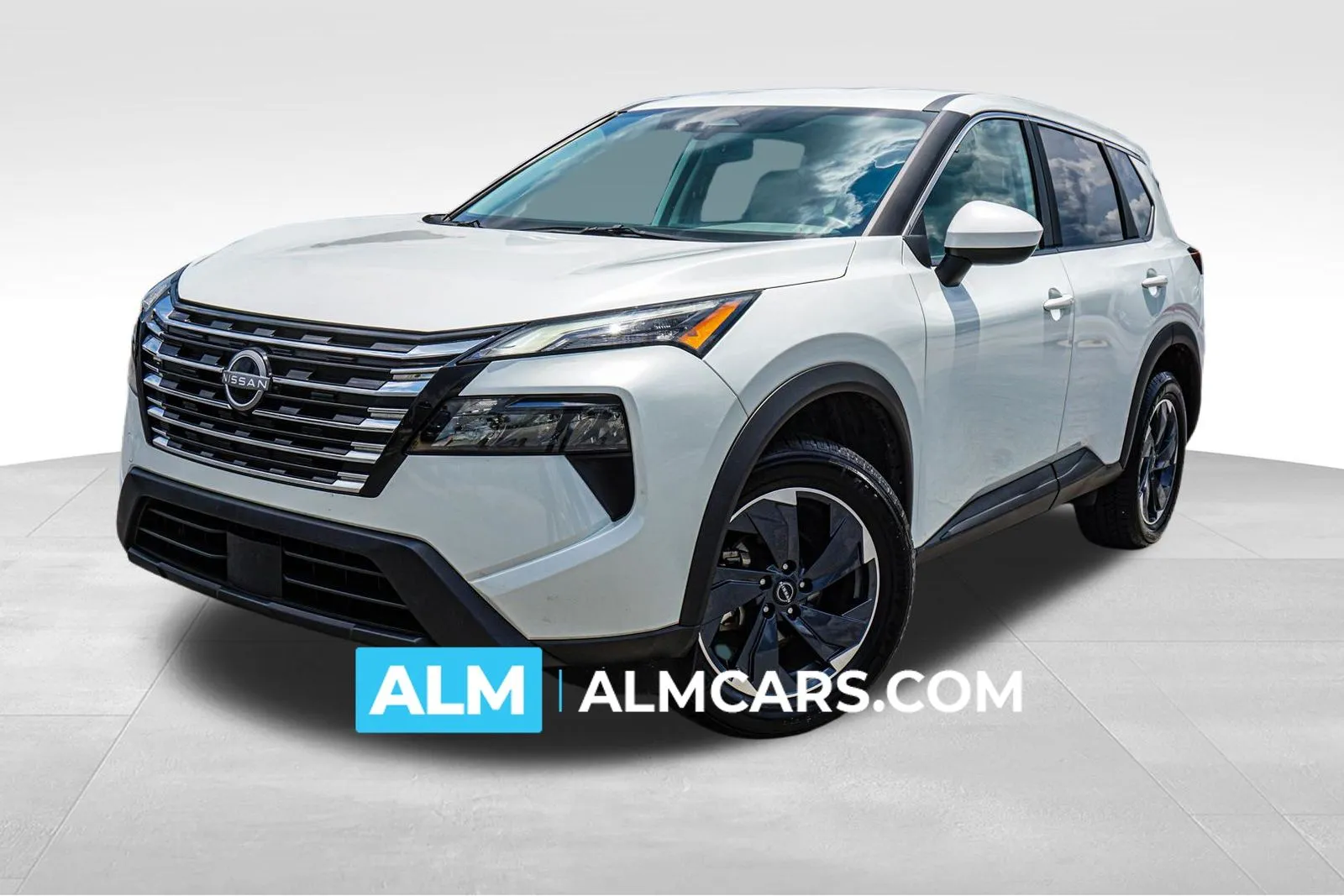 White 2025 Nissan Rogue SV for sale in Union City, GA