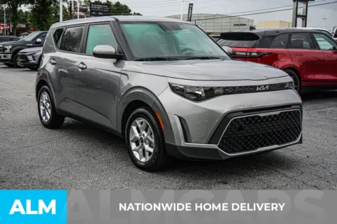 More photos of 2025 Kia Soul LX at ALM Chevrolet South, GA