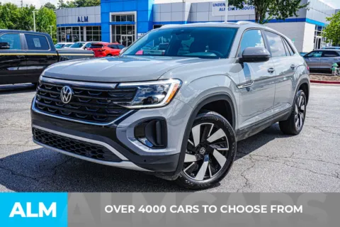 Photos of 2026 Volkswagen Atlas Cross Sport 2.0T SE w/Technology for sale in Union City, GA at ALM Chevrolet South