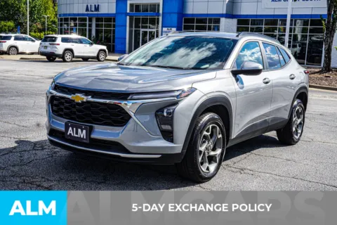 More photos of 2025 Chevrolet Trax LT at ALM Chevrolet South, GA