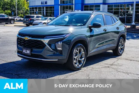 More photos of 2025 Chevrolet Trax LT at ALM Chevrolet South, GA