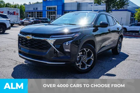 Photos of 2025 Chevrolet Trax LT for sale in Union City, GA at ALM Chevrolet South
