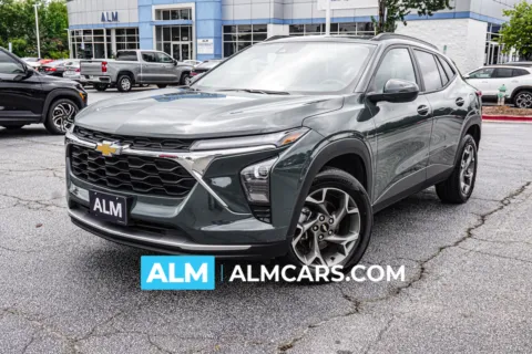 Gray 2025 Chevrolet Trax LT for sale in Union City, GA