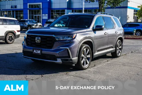More photos of 2025 Honda Pilot Elite at ALM Chevrolet South, GA