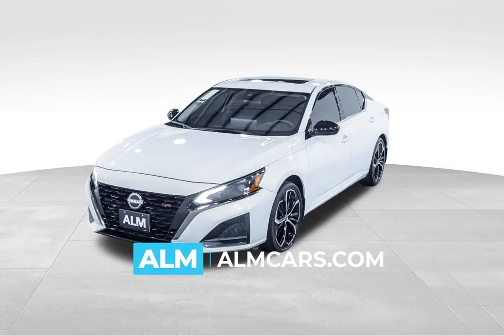 White 2023 Nissan Altima 2.5 SR for sale in Union City, GA