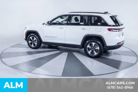 More photos of 2024 Jeep Grand Cherokee 4xe at ALM Kia South, GA