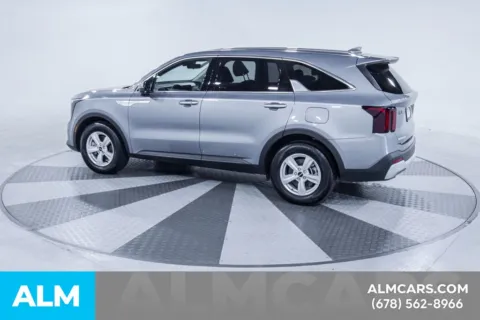 More photos of 2024 Kia Sorento LX at ALM Kia South, GA