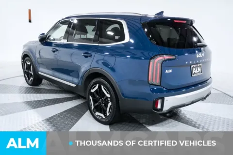More photos of 2023 Kia Telluride EX at ALM Kia South, GA