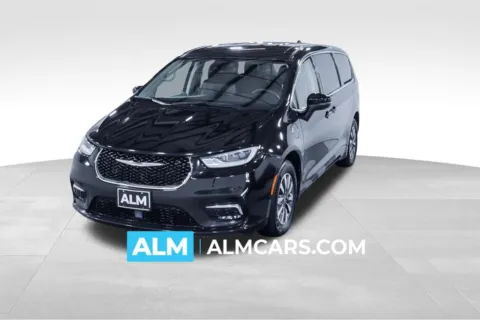 Black 2023 Chrysler Pacifica Hybrid Touring L for sale in Union City, GA