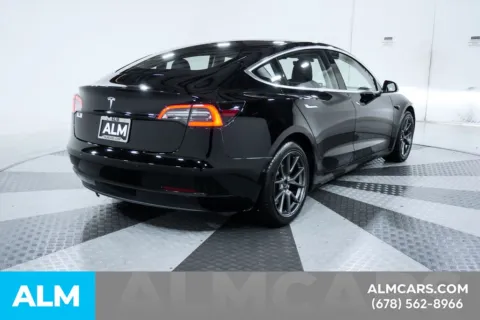 More photos of 2018 Tesla Model 3 Long Range at ALM Kia South, GA