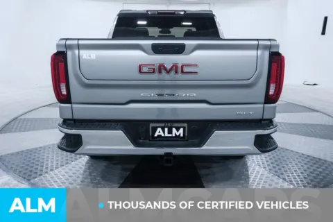 More photos of 2025 GMC Sierra 1500 SLT at ALM Kia South, GA