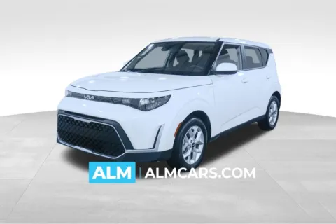 White 2025 Kia Soul LX for sale in Union City, GA