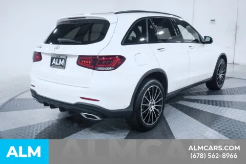 More photos of 2022 Mercedes-Benz GLC 300 at ALM Kia South, GA
