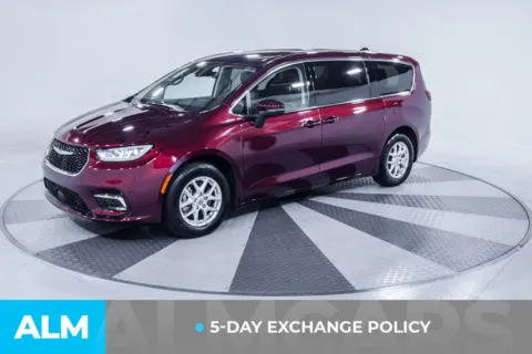 Another view of 2023 Chrysler Pacifica Touring L for sale in Union City, GA at ALM Kia South