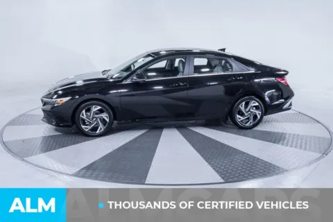 More photos of 2024 Hyundai Elantra Limited at ALM Kia South, GA