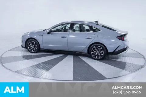 More photos of 2024 Hyundai Sonata SEL at ALM Kia South, GA