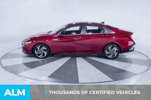 More photos of 2025 Hyundai Elantra Limited at ALM Kia South, GA