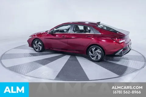 More photos of 2025 Hyundai Elantra Limited at ALM Kia South, GA