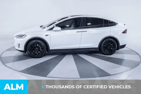 More photos of 2020 Tesla Model X Long Range at ALM Kia South, GA