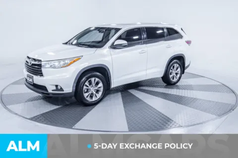 Another view of 2015 Toyota Highlander LE Plus V6 for sale in Union City, GA at ALM Kia South