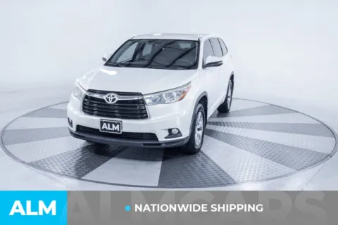 Photos of 2015 Toyota Highlander LE Plus V6 for sale in Union City, GA at ALM Kia South