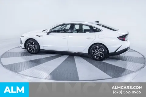 More photos of 2025 Hyundai Sonata SEL at ALM Kia South, GA