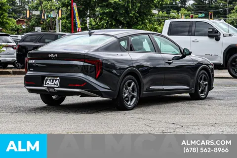 More photos of 2025 Kia K4 LXS at ALM Kia South, GA
