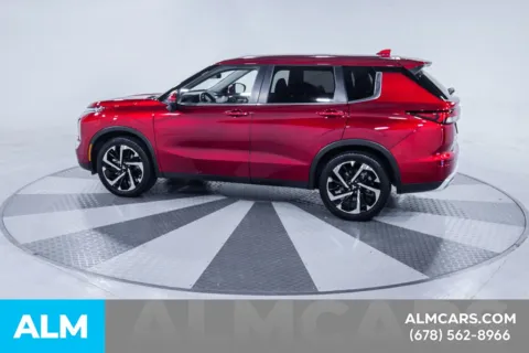 More photos of 2024 Mitsubishi Outlander SE at ALM Kia South, GA