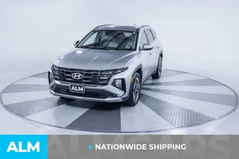Photos of 2025 Hyundai Tucson SEL for sale in Union City, GA at ALM Kia South