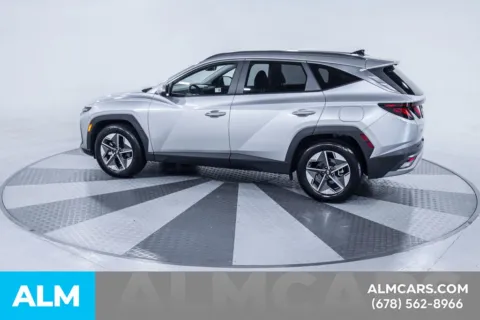 More photos of 2025 Hyundai Tucson SEL at ALM Kia South, GA