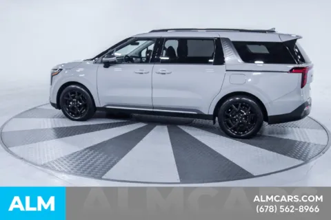More photos of 2026 Kia Carnival Hybrid SX at ALM Kia South, GA
