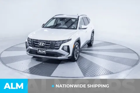 Photos of 2025 Hyundai Tucson SEL for sale in Union City, GA at ALM Kia South