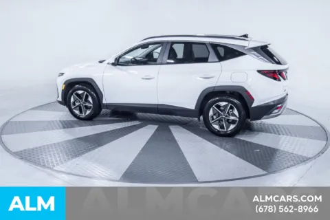 More photos of 2025 Hyundai Tucson SEL at ALM Kia South, GA