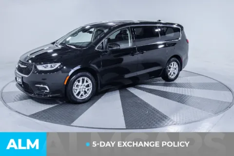 Another view of 2023 Chrysler Pacifica Touring L for sale in Union City, GA at ALM Kia South