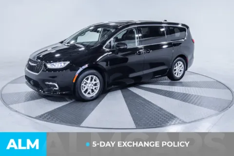 Another view of 2024 Chrysler Pacifica Touring L for sale in Union City, GA at ALM Kia South