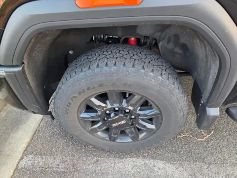 More photos of 2024 GMC Sierra 2500HD AT4 at Hyundai Warner Robins, GA