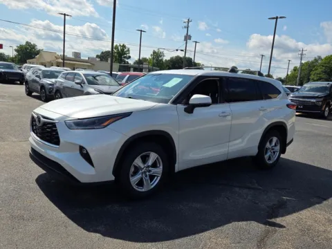 Another view of 2021 Toyota Highlander LE for sale in Warner Robins, GA at Hyundai Warner Robins