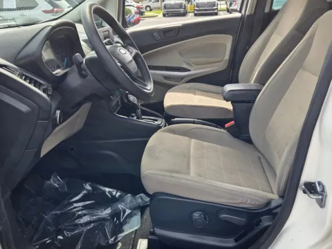 More photos of 2018 Ford EcoSport S at Hyundai Warner Robins, GA