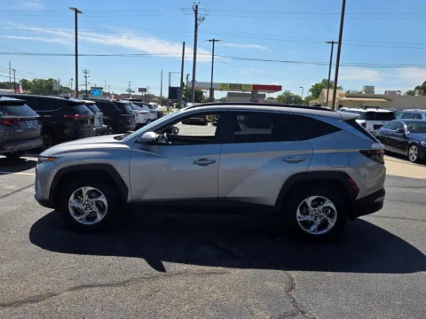 More photos of 2023 Hyundai Tucson SEL at Hyundai Warner Robins, GA