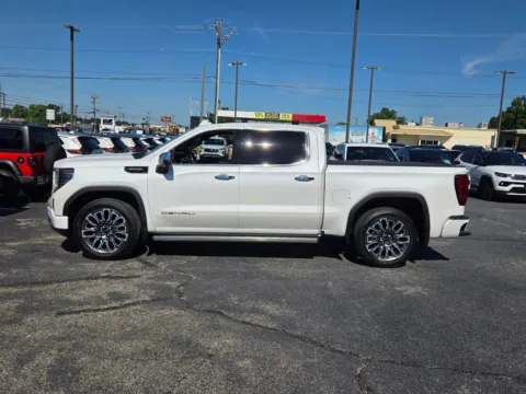 More photos of 2023 GMC Sierra 1500 Denali Ultimate at Hyundai Warner Robins, GA