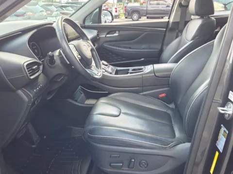 More photos of 2021 Hyundai Santa Fe Limited at Hyundai Warner Robins, GA