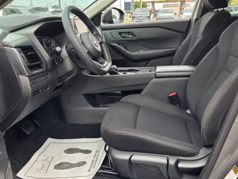 More photos of 2024 Nissan Rogue S at Hyundai Warner Robins, GA