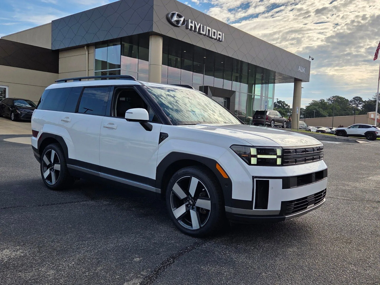 White 2024 Hyundai Santa Fe Limited for sale in Warner Robins, GA